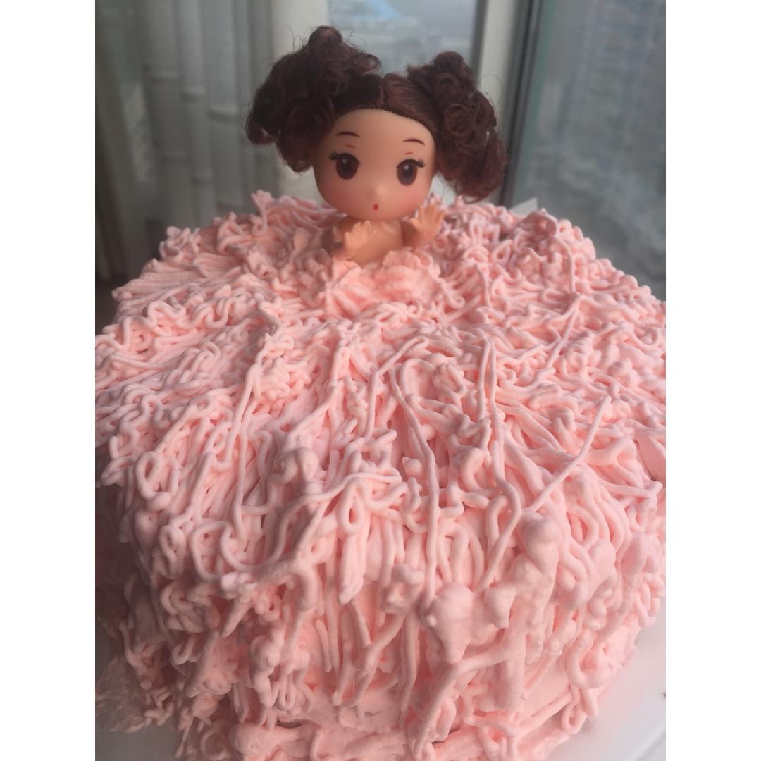 详细步骤制作泡泡浴娃娃蛋糕