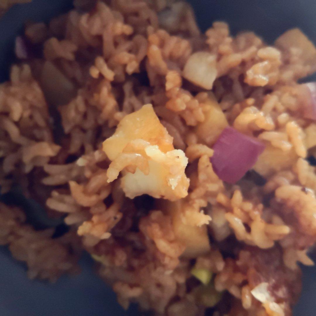 土豆焖饭（电饭锅版）