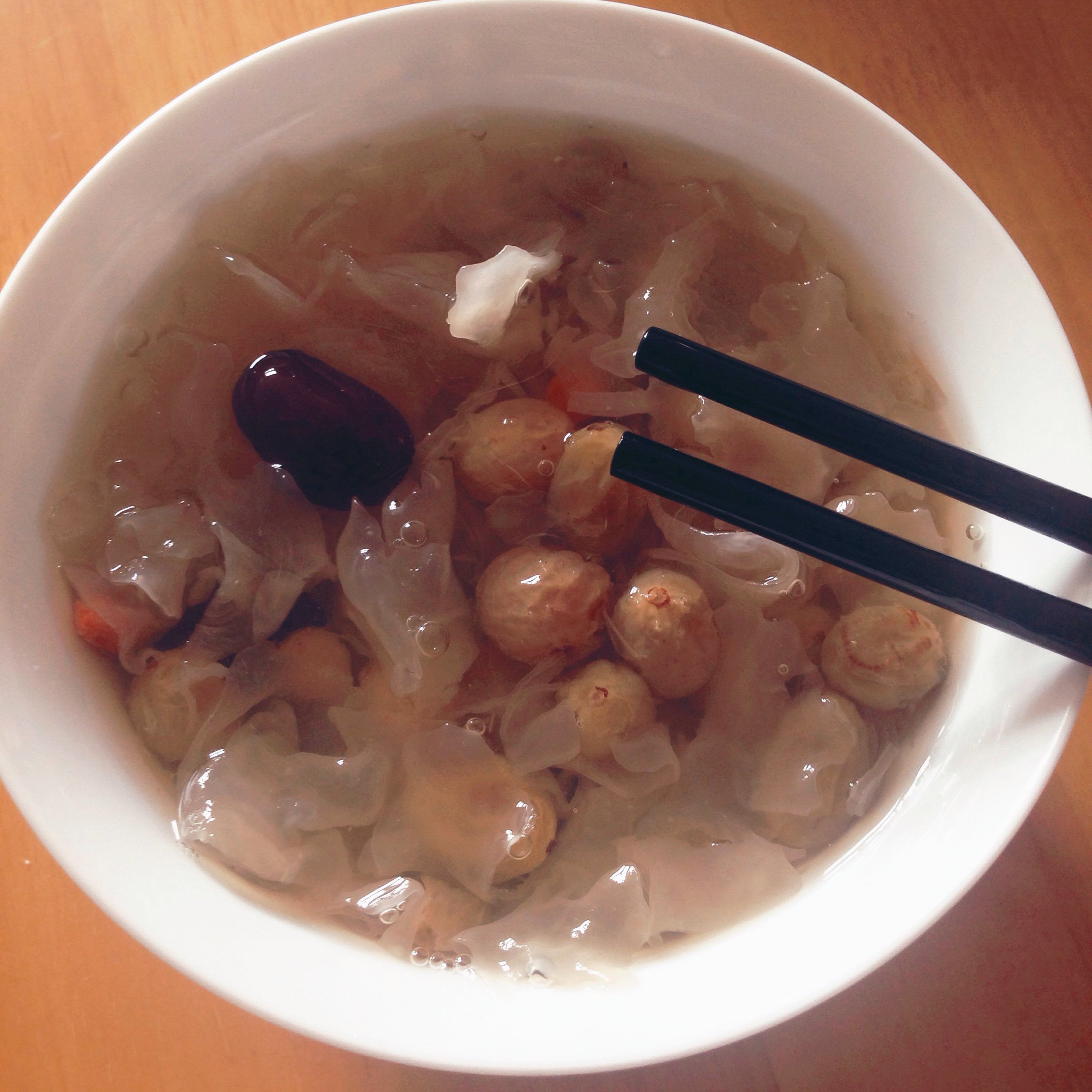 百合红枣银耳汤