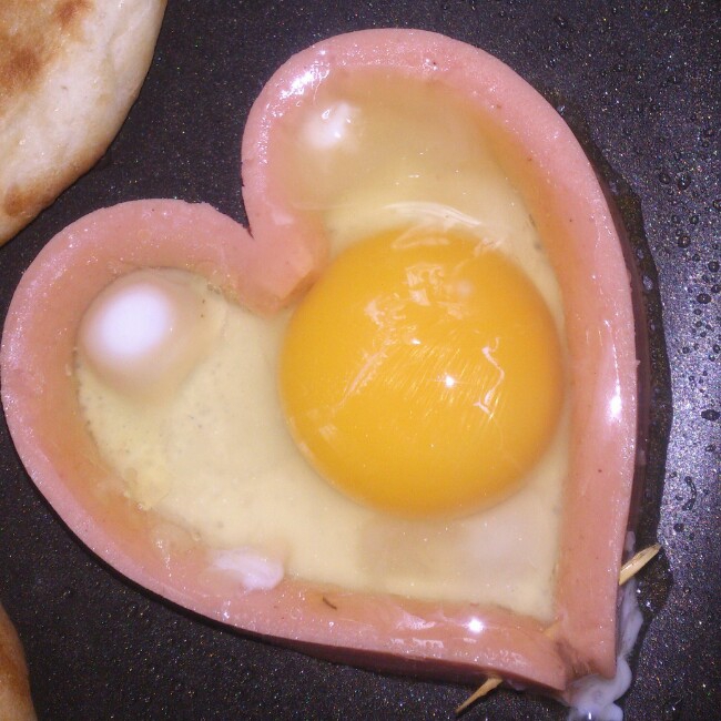 心形煎鸡蛋