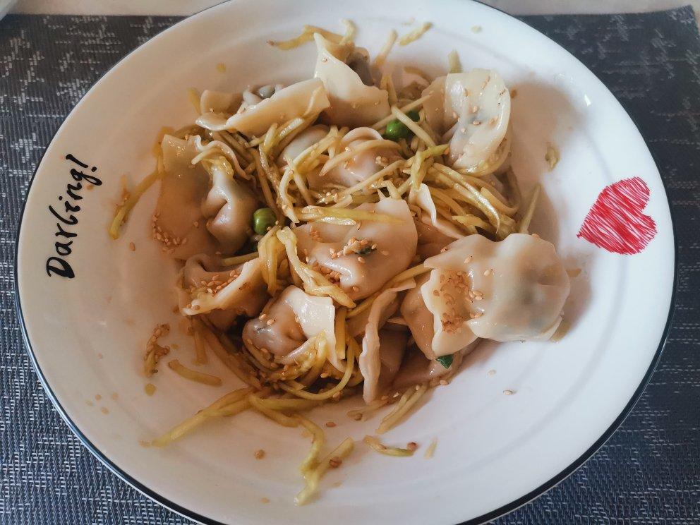 夏季必备：凉拌小馄饨