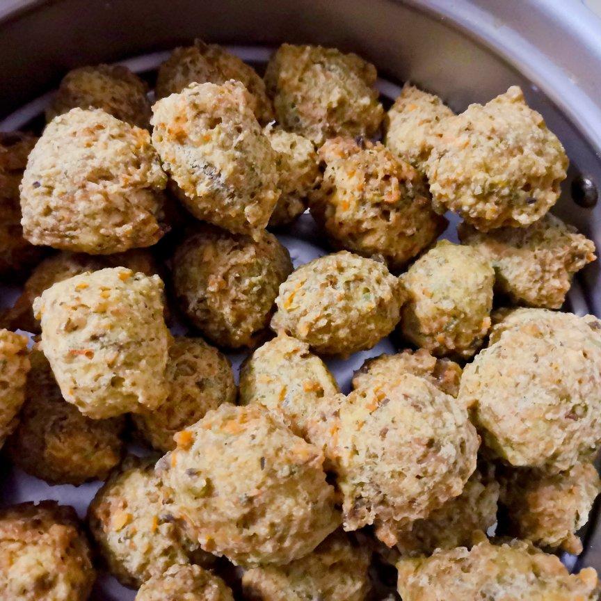 炸丸子 炸绿豆丸子