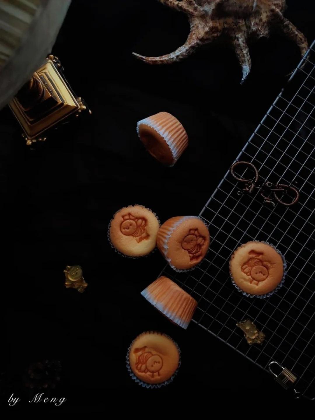 两个六寸可可戚风