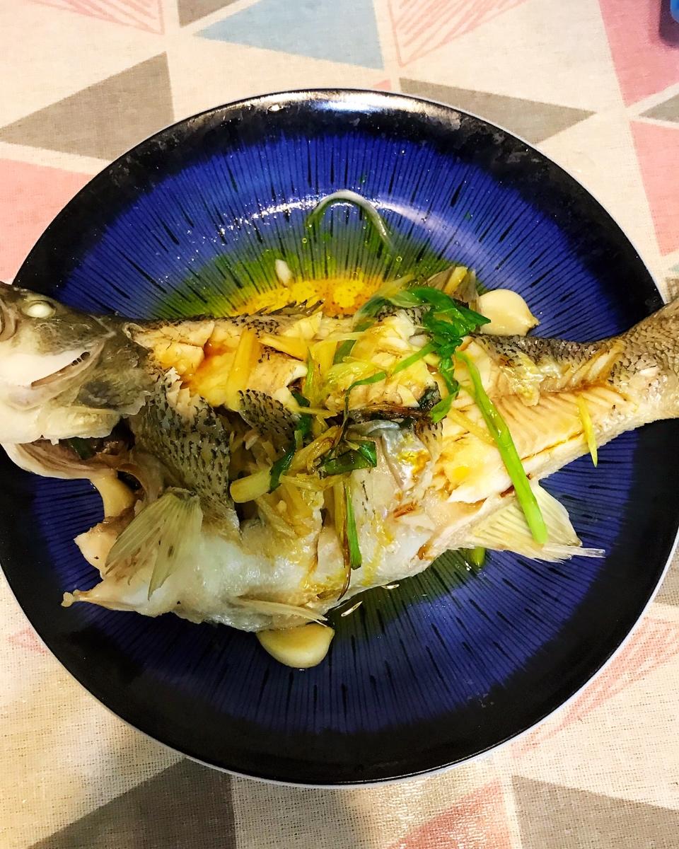 蒸鲈鱼