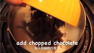 巧克力舒芙蕾（最好吃，没有之一）的做法 步骤6