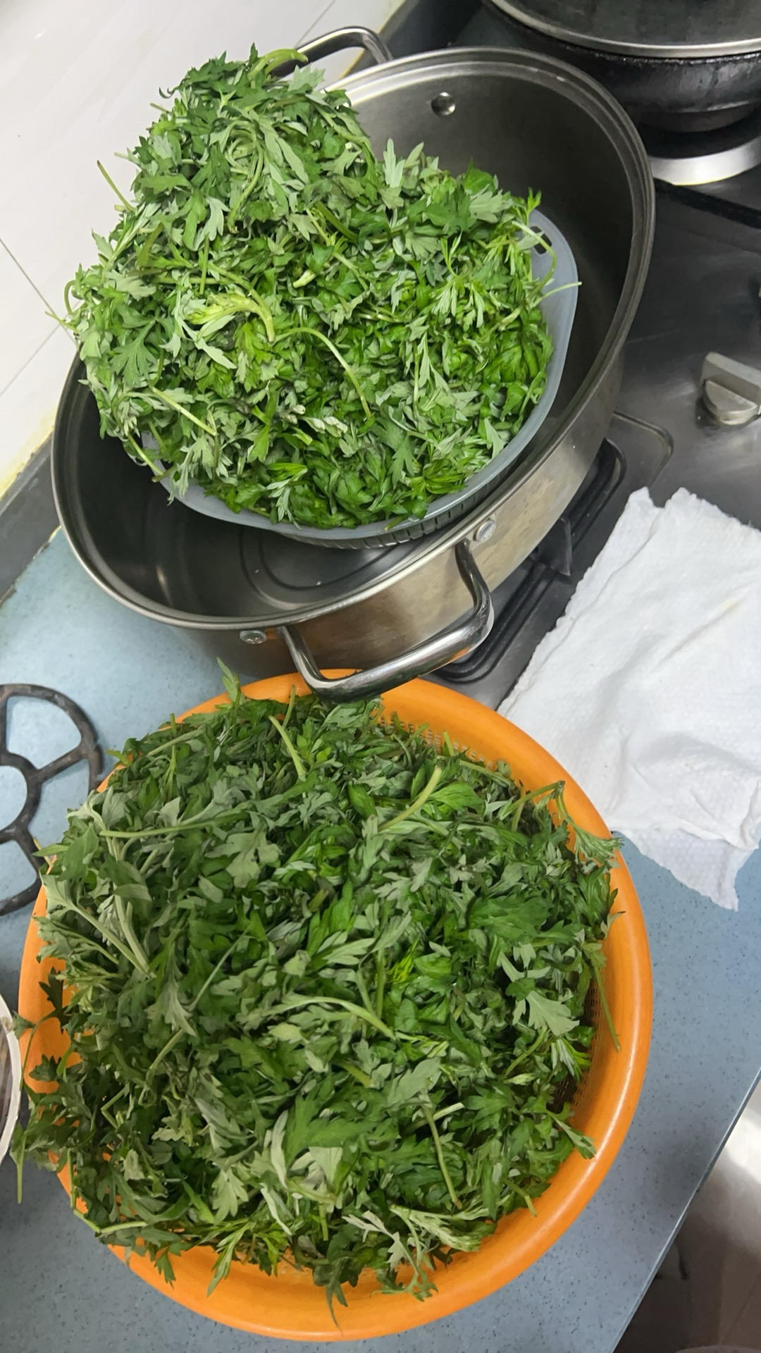清明必吃的艾草青团