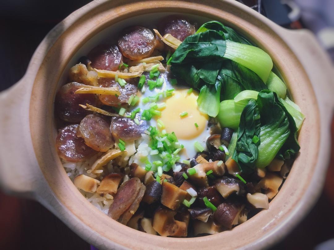 香肠煲仔饭
