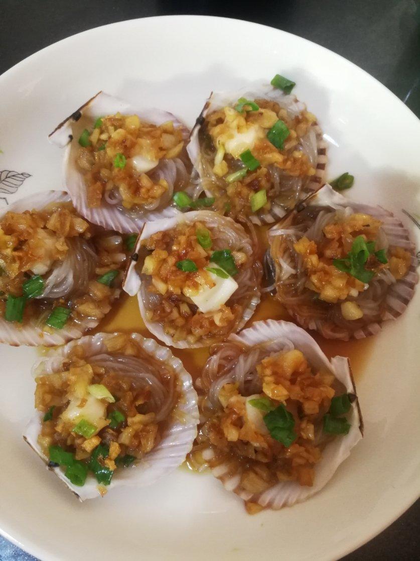 wxy-32做的蒜蓉粉丝蒸扇贝