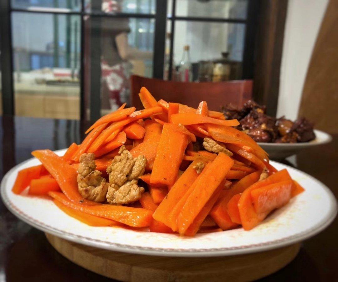 胡萝卜炒肉