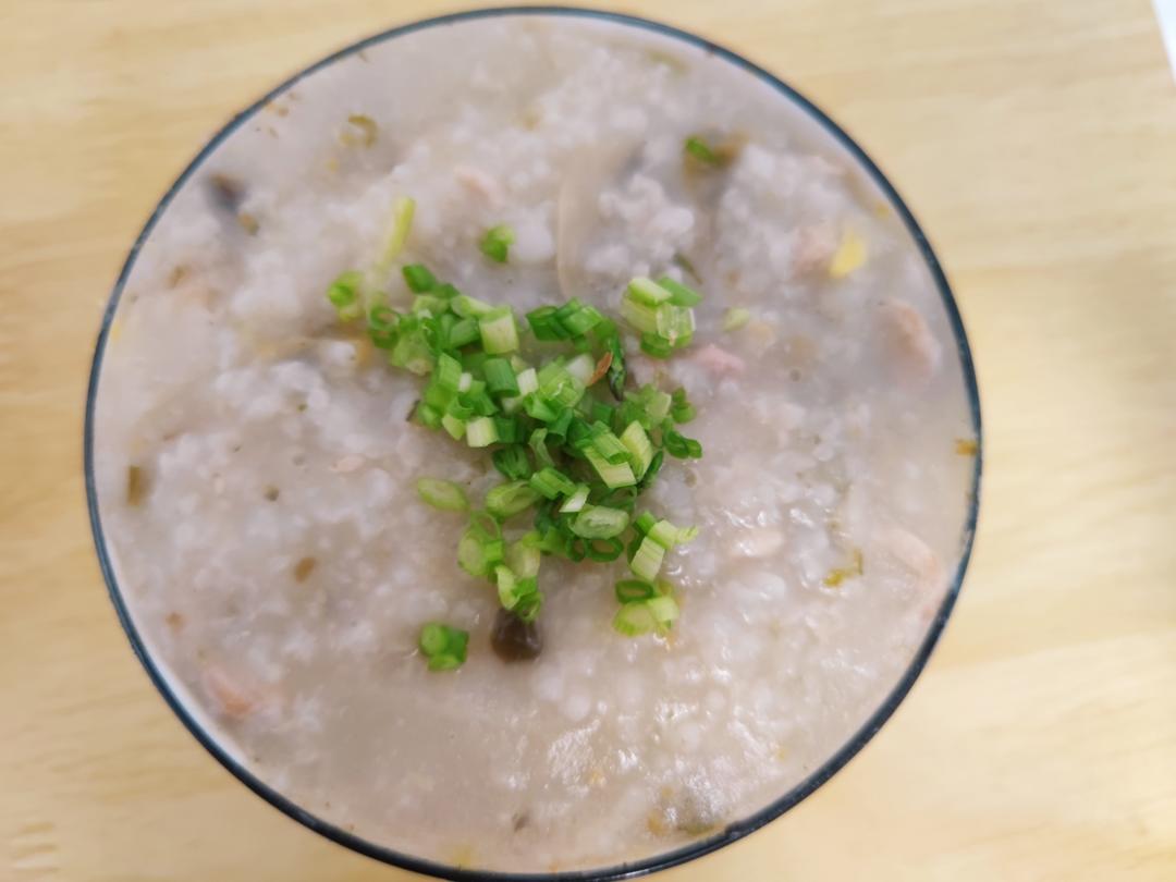 十五分钟快手之香滑皮蛋瘦肉粥(附五分钟电饭煲电压力锅更快捷方法)
