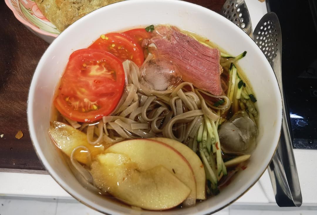 韩剧同款美食‼️低卡解腻～韩式荞麦冷面