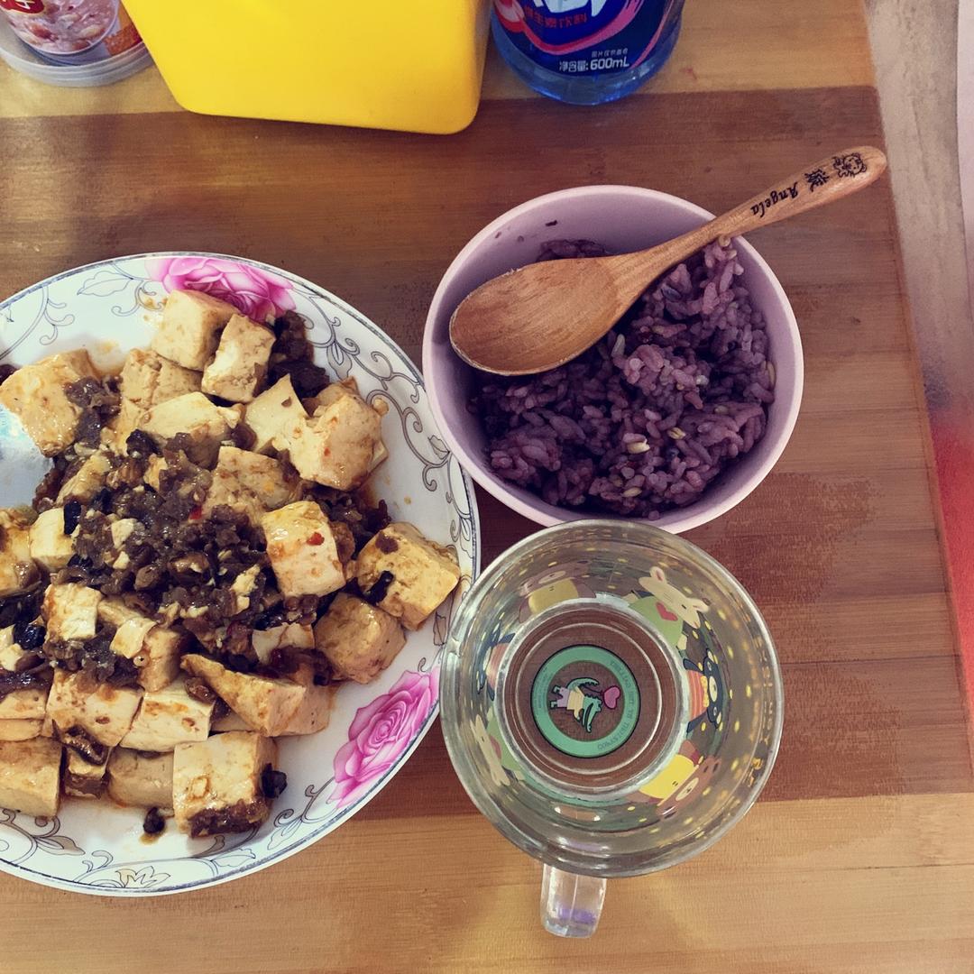 超级下饭的香菇肉沫豆腐