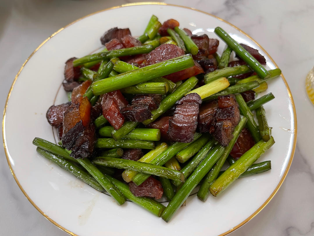 蒜苔炒腊肉