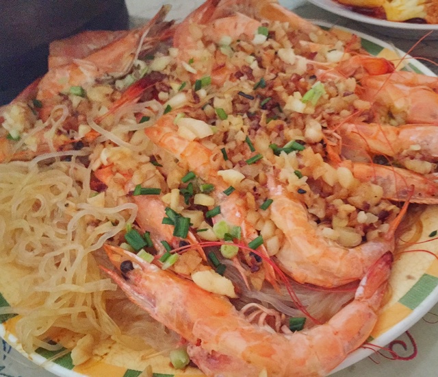 蒜蓉粉丝蒸大虾
