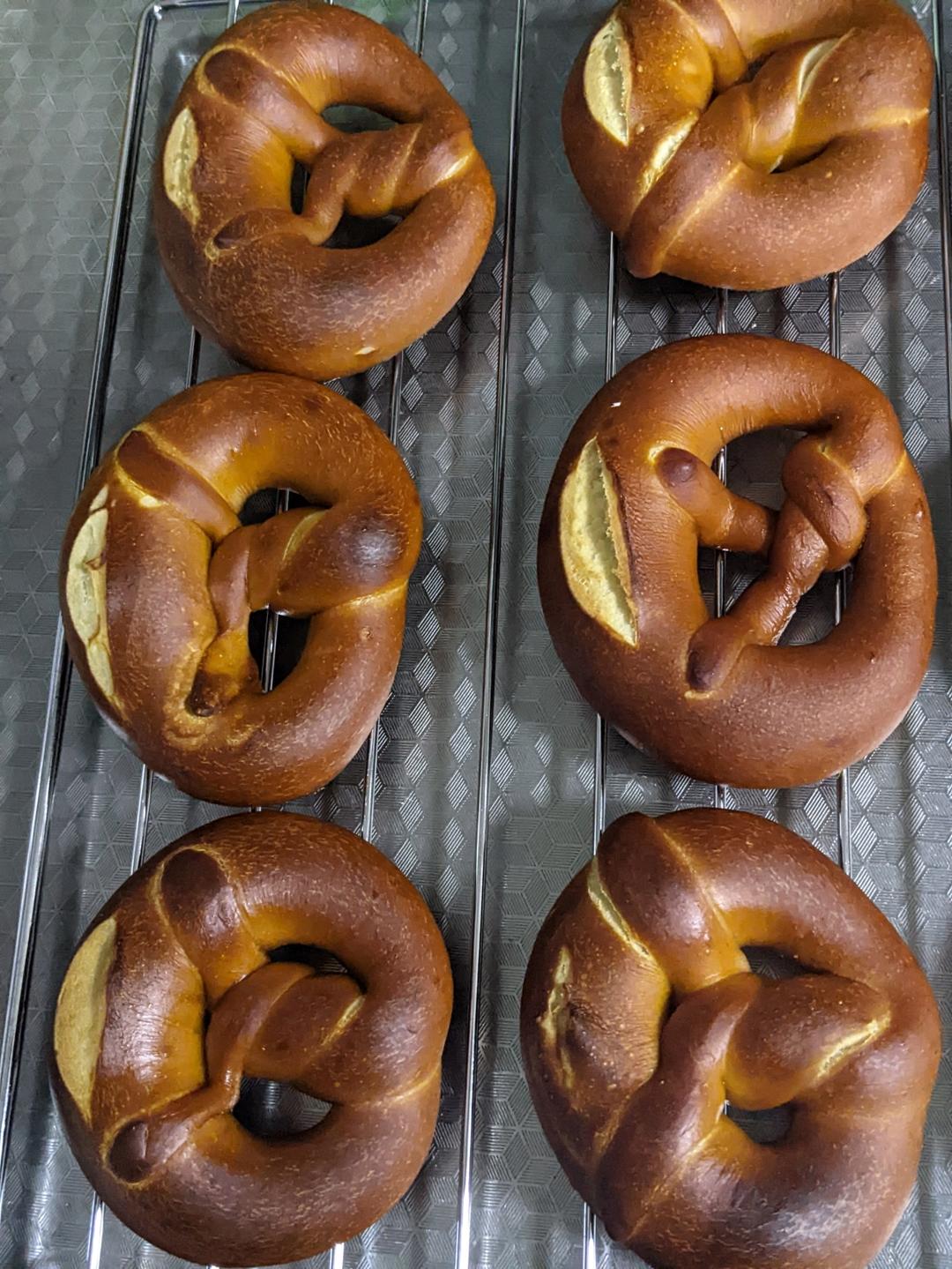 天然酵母之《德国结碱水面包》