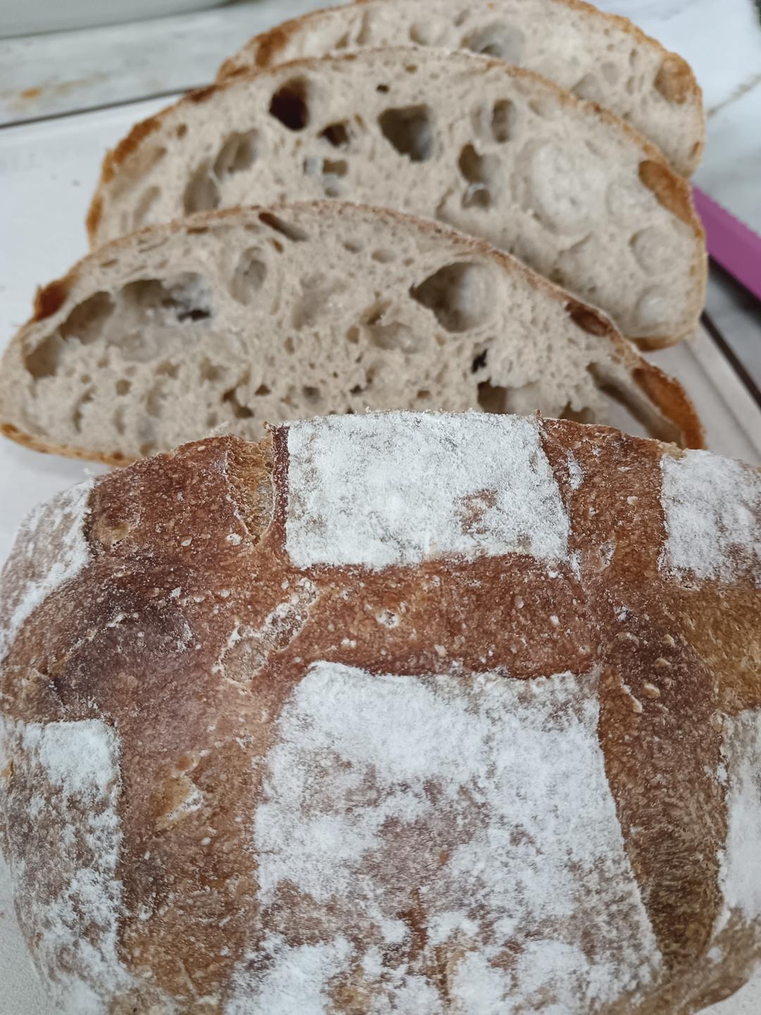 百吃不厌的波兰种脆皮欧包