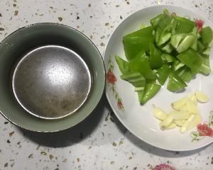 「东北菜」尖椒干豆腐的做法 步骤2