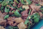一人食·野山椒芹菜炒牛肉