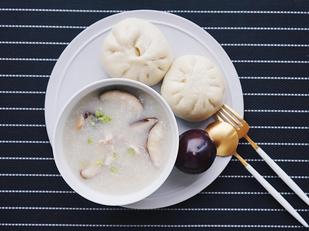 香菇滑鸡粥