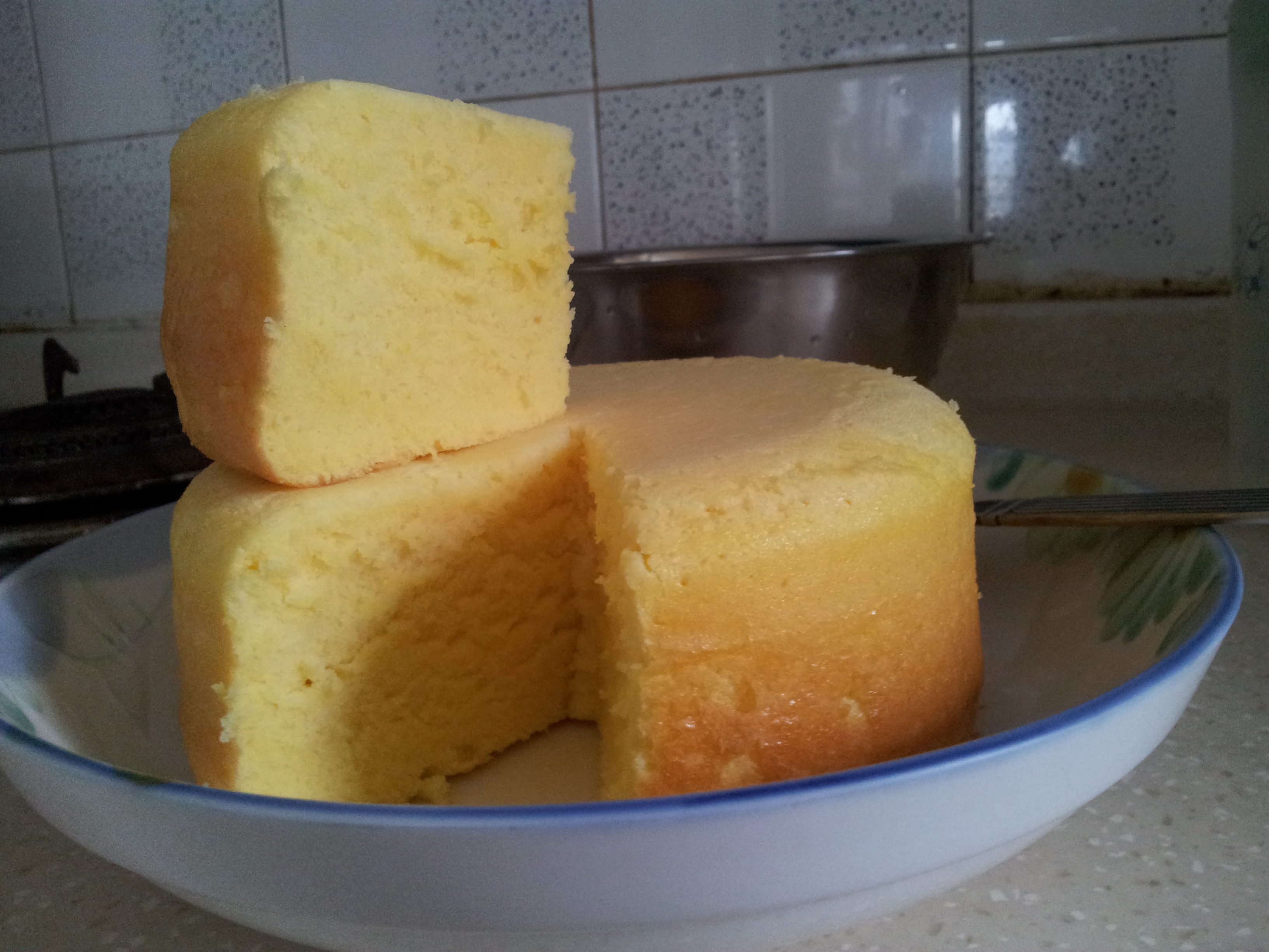 电饭煲版戚风蛋糕