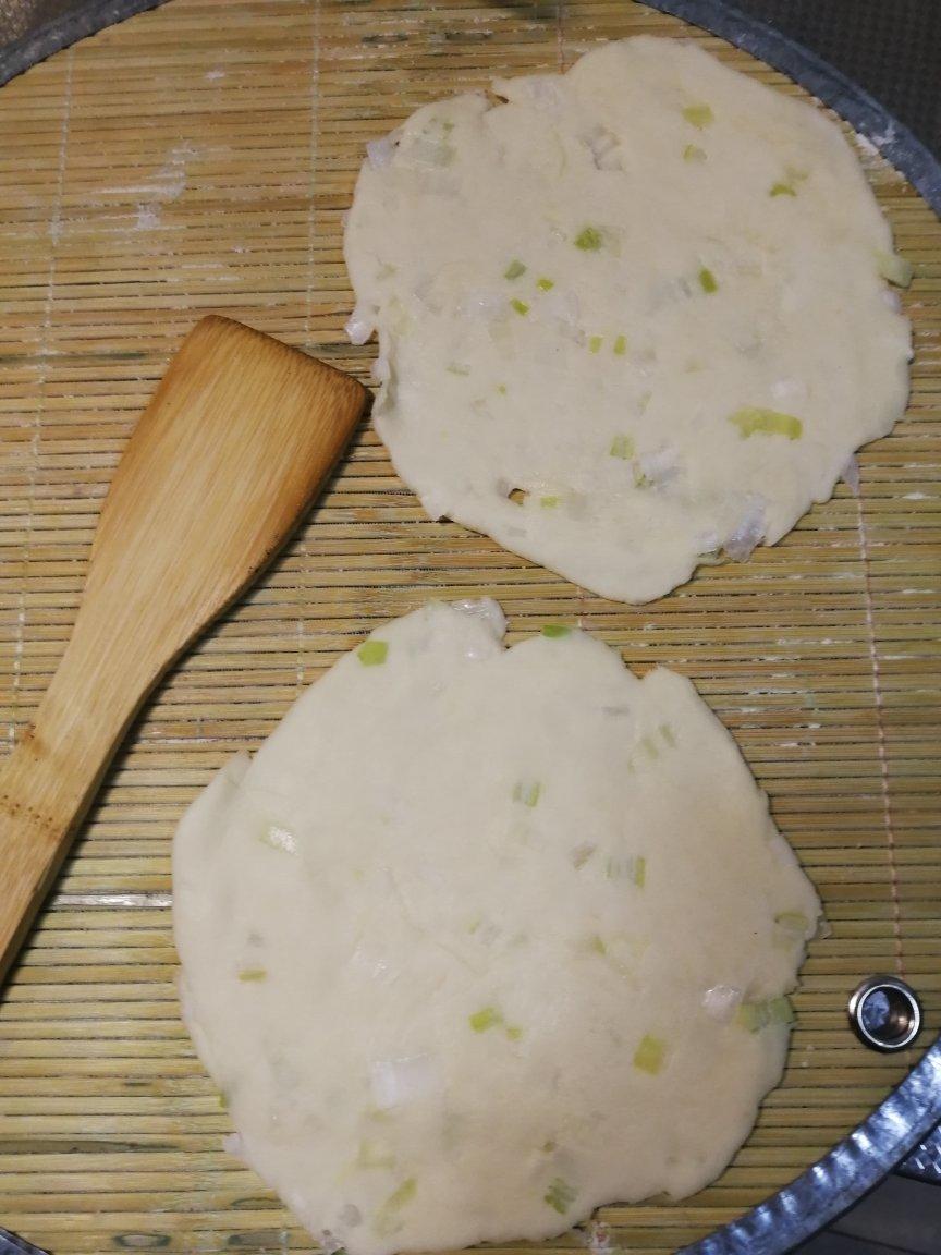 美味早餐 家常葱油饼^_^