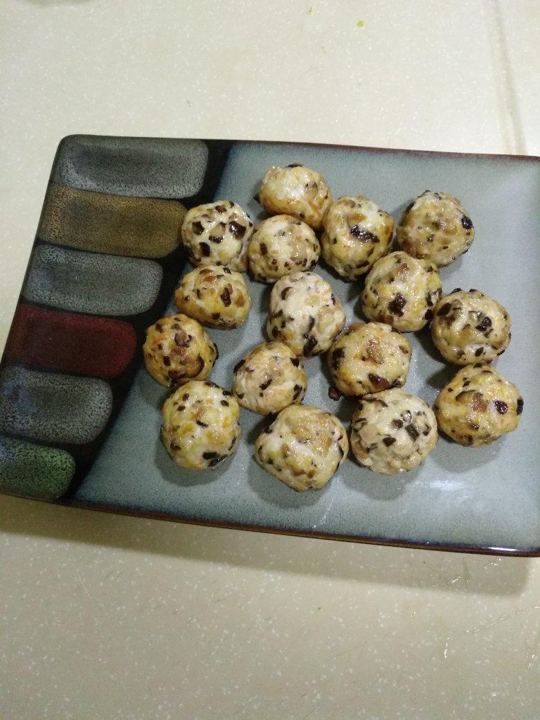香菇胡萝卜鸡胸肉丸