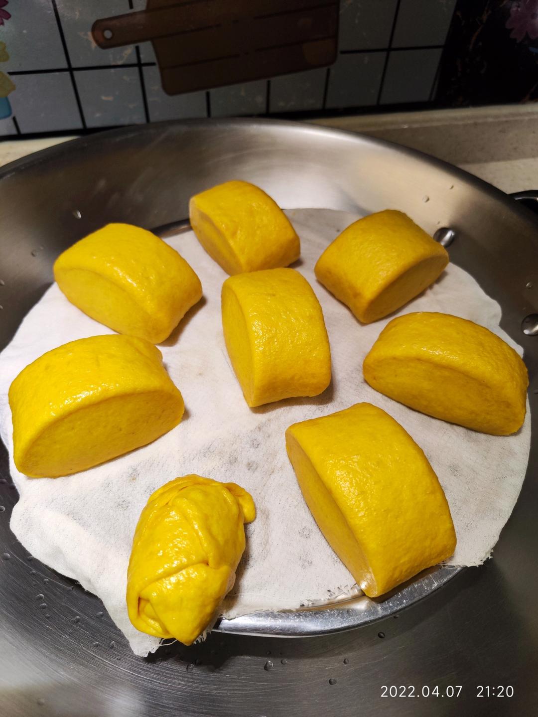 南瓜奶香小馒头
