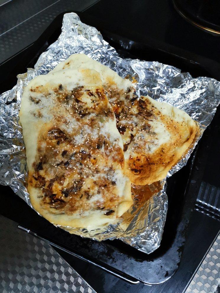 又香又酥的酸菜鲜肉锅盔