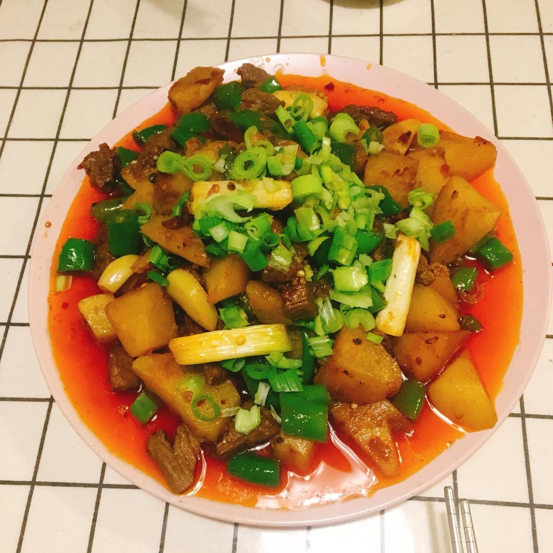 土豆炖牛肉