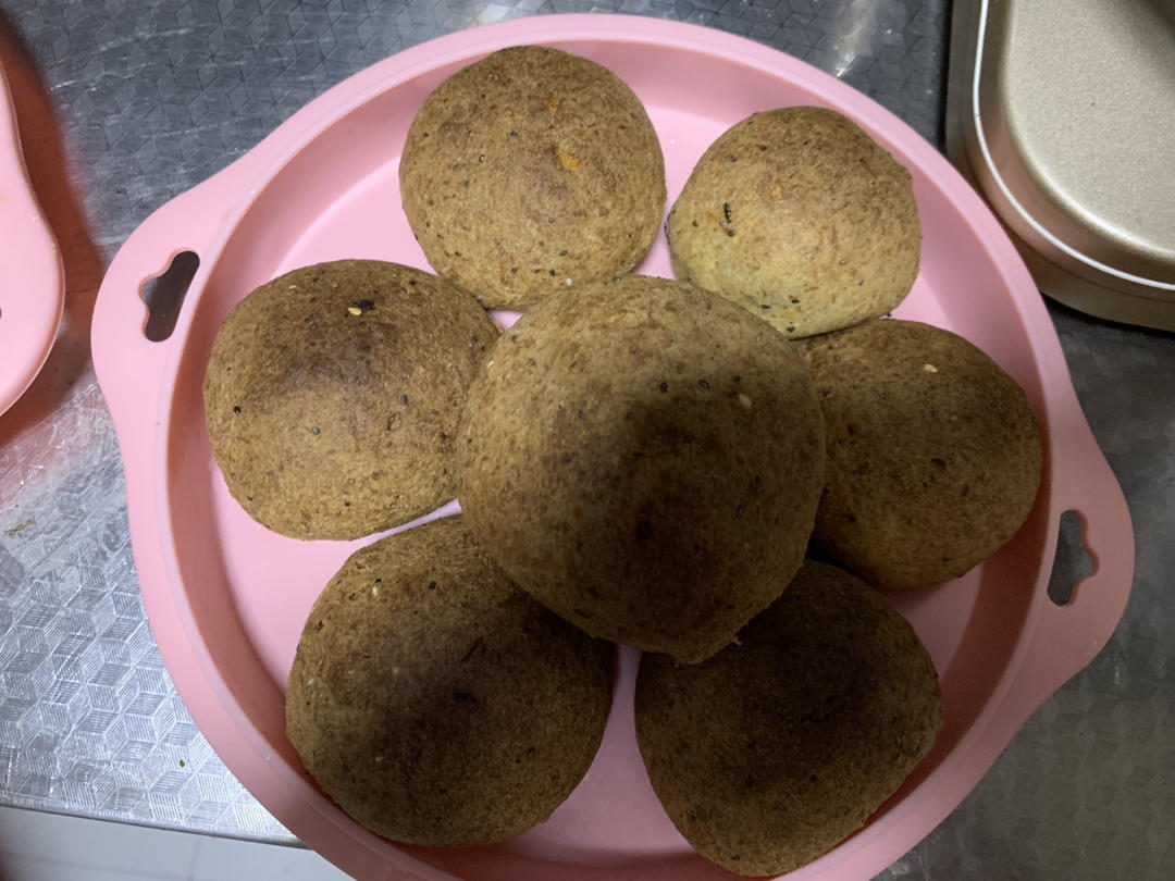 #生酮#椰子咸蛋黄肉松小餐包