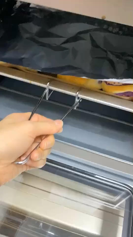 超级软的梦幻紫薯面包卷/附紫薯馅不粘手小方法