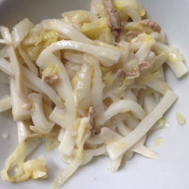 黄芽菜肉丝炒年糕