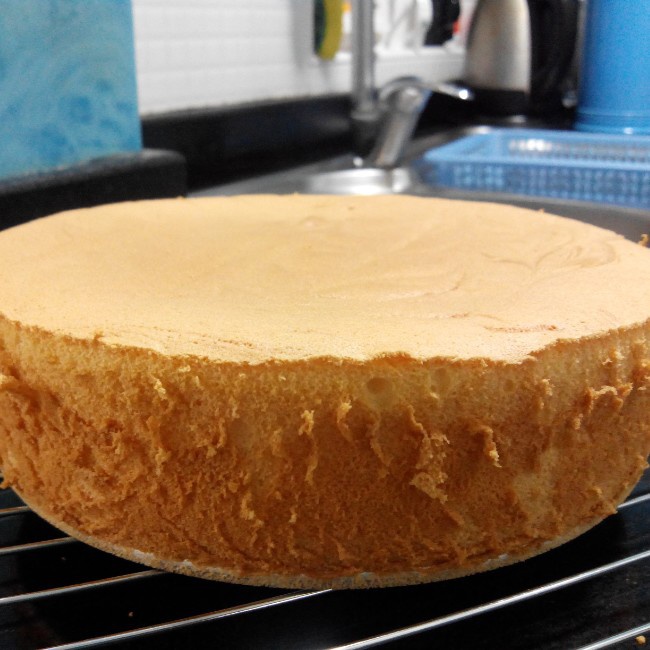 烫面戚风（6寸2蛋）附翻拌视频