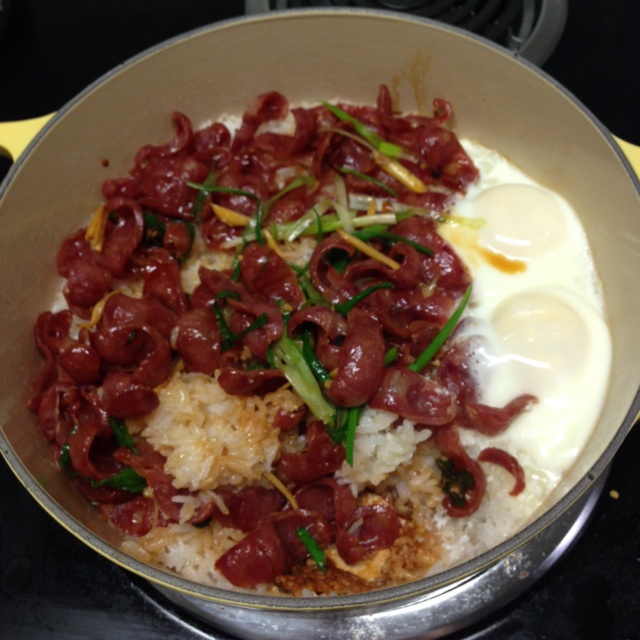 香肠煲仔饭