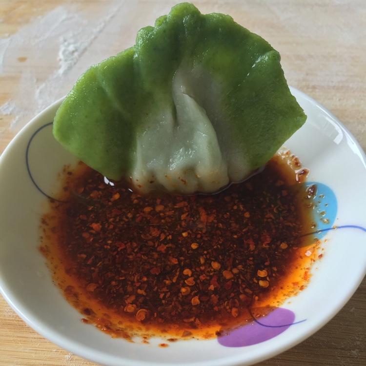 翡翠白玉白菜饺子详细版（附翡翠白玉白菜饺子包法，翡翠白玉饺子皮两种制法，面包机和面，翡翠白玉烧卖，各种馅料搭配）
