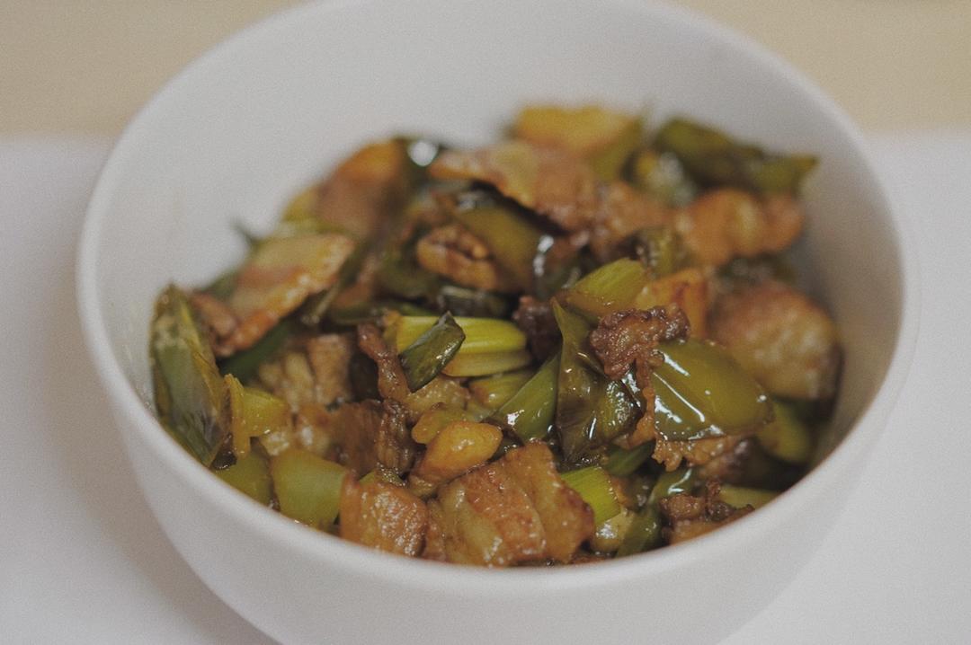 农家小炒肉【记忆中勾魂的油汤】