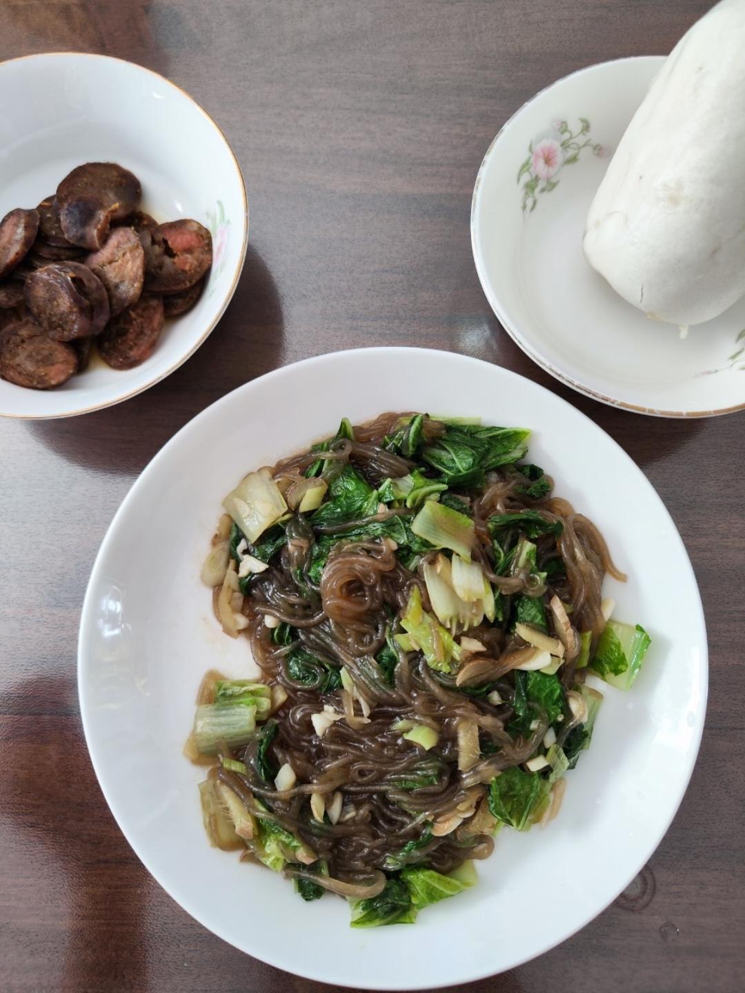 超级下饭❤️粉条炒小白菜