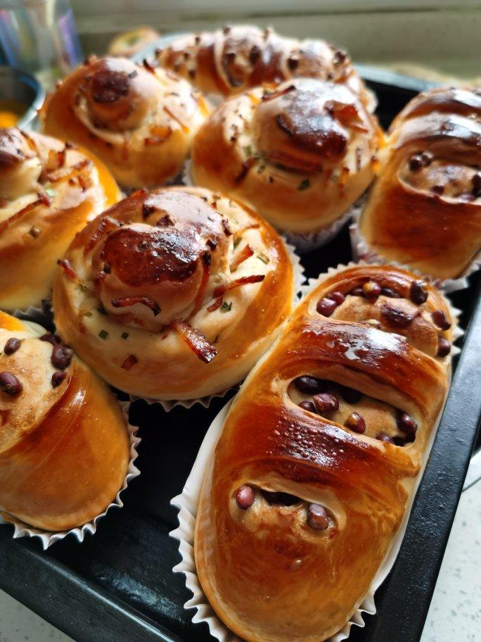 芒果鲜奶雪露面包