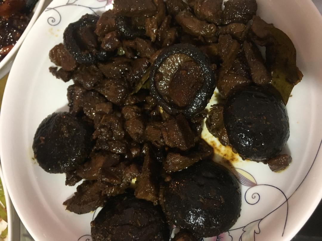 香菇红烧肉