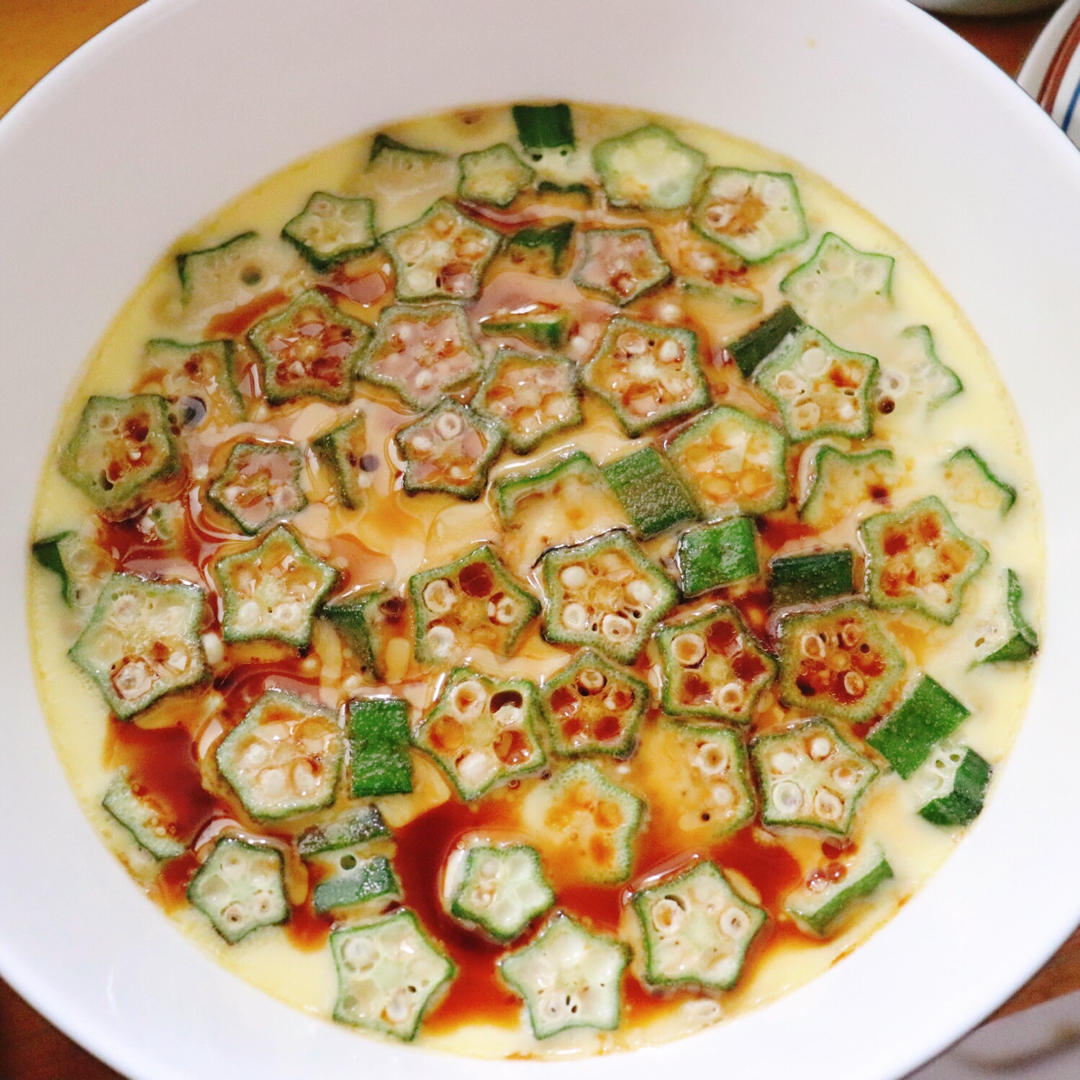 滑溜溜的秋葵蒸蛋