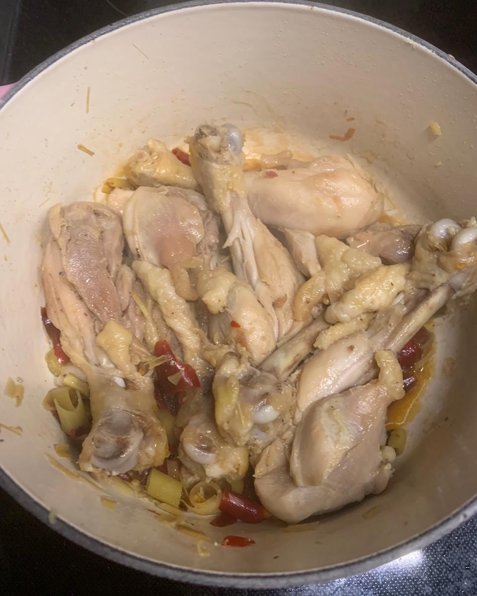 香茅鱼露炖鸡