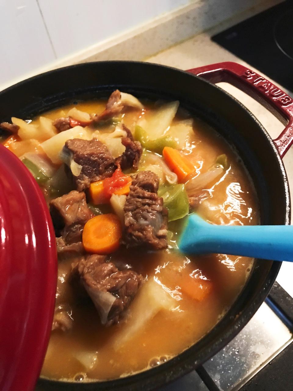 土豆炖牛肉