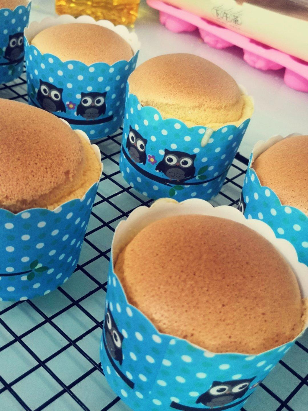不回缩杯子蛋糕cupcake