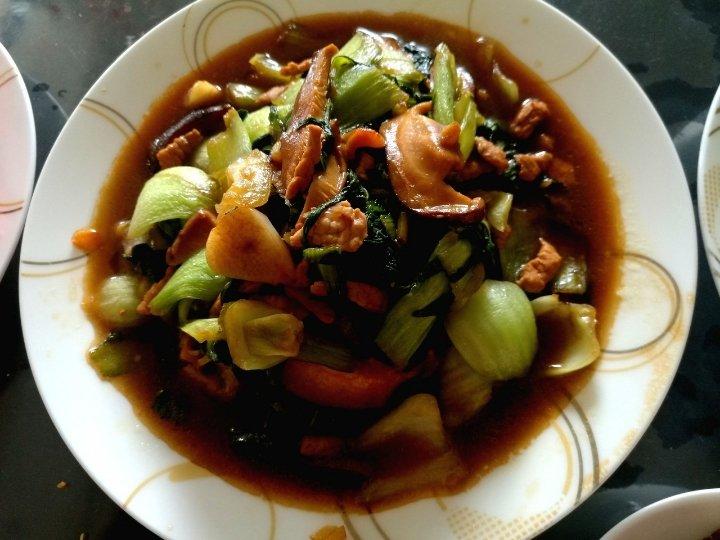 香菇肉片炒油菜