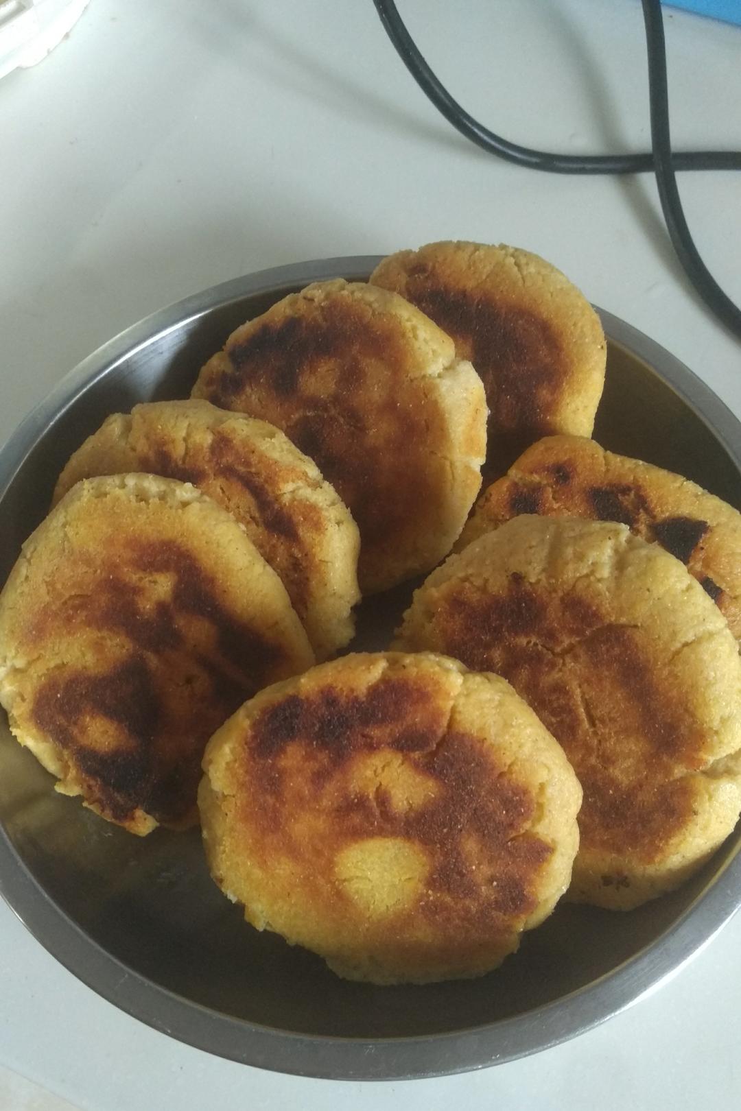 香酥黄金玉米饼子