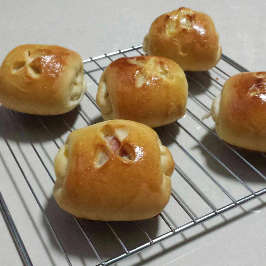 全麦培根面包