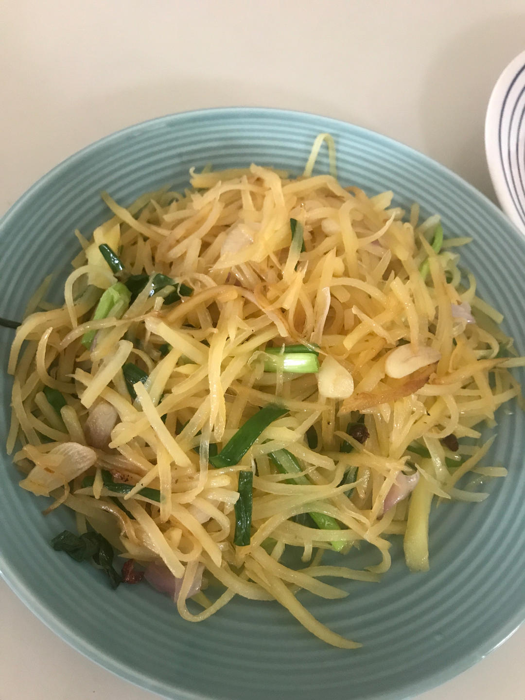 厨师长教你：“炝炒土豆丝”的家常做法，口感爽脆