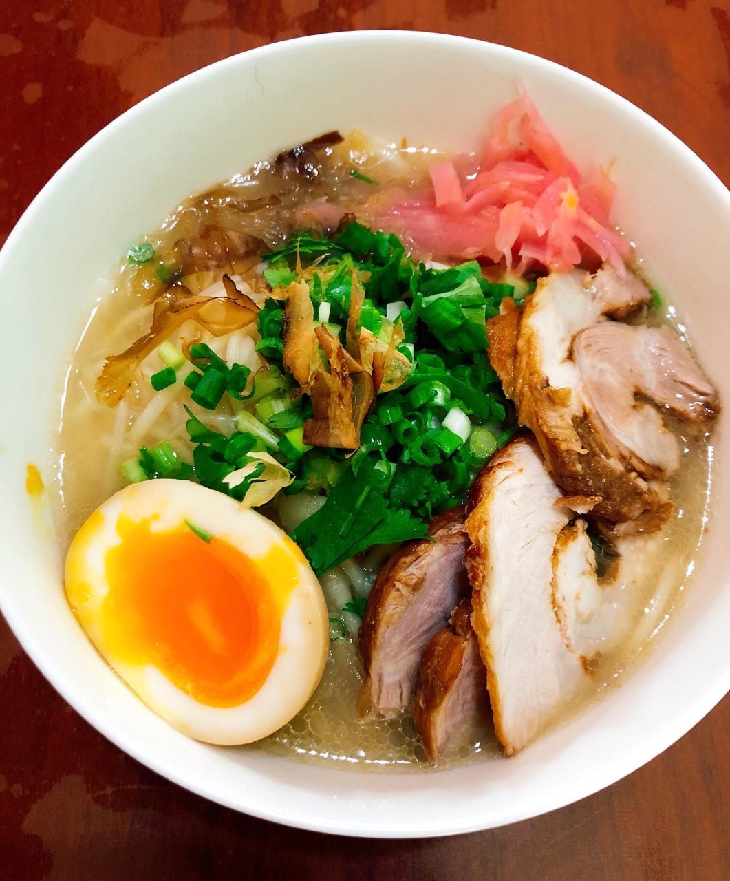 心若远行做的日式豚骨拉面