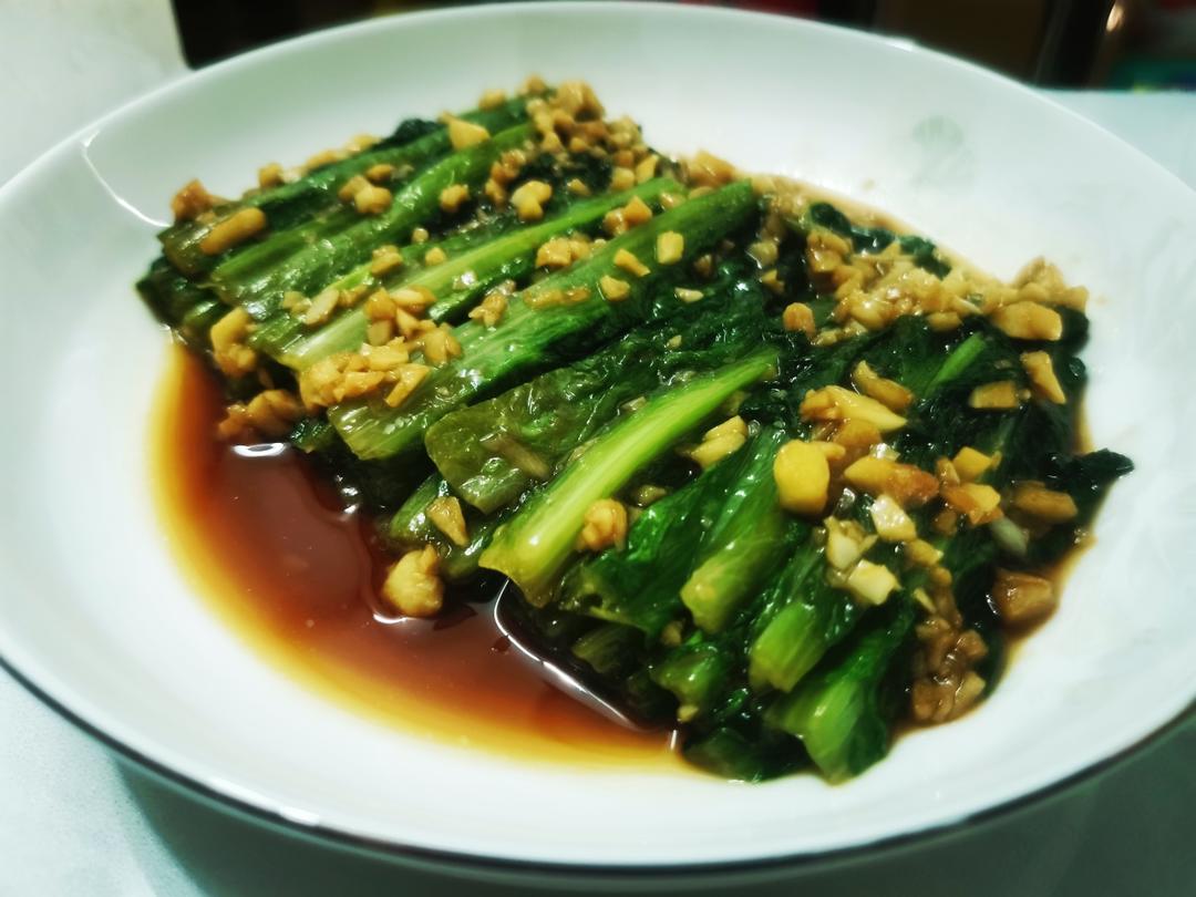 蒜蓉耗油清炒油麦菜，减脂快手菜，宝宝超爱，傻瓜步骤，屡试不爽，好吃且下饭，鲜香爽口！！