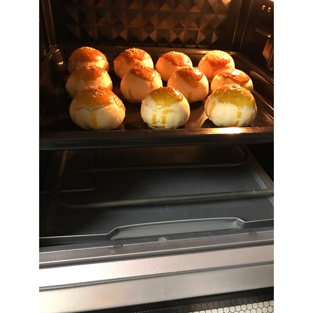 蛋黄酥